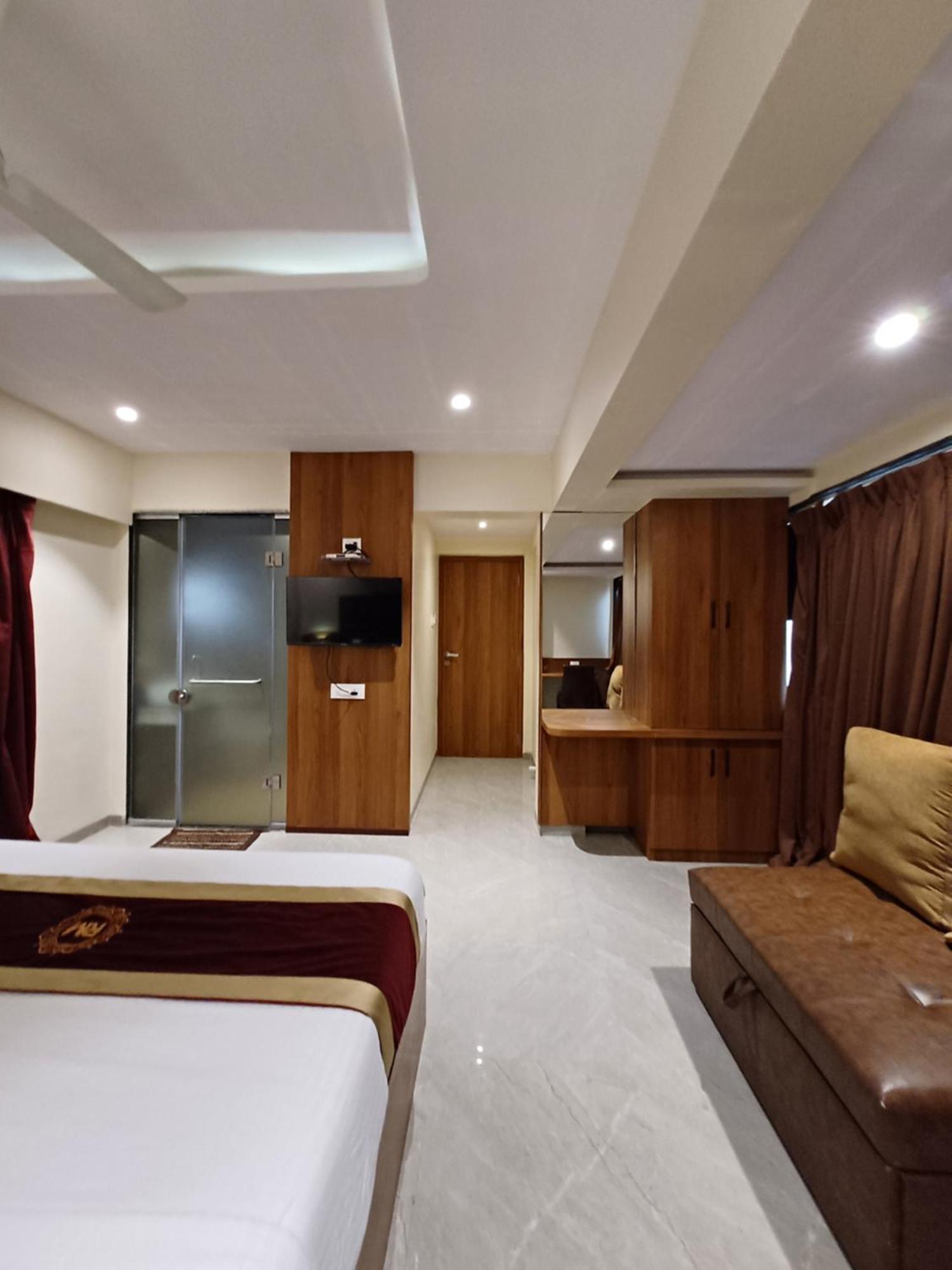 Hotel Ratna Mahal Mumbai Ngoại thất bức ảnh