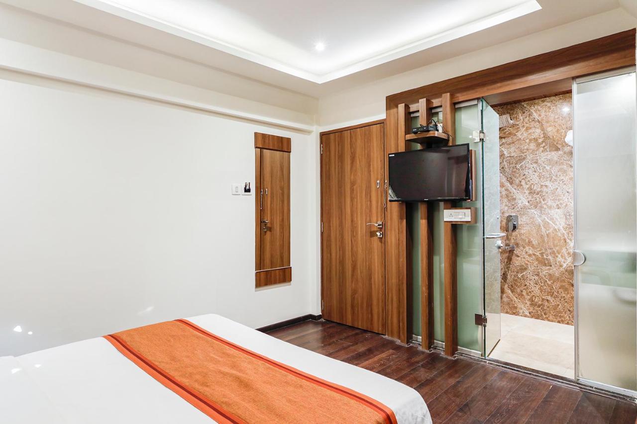 Hotel Ratna Mahal Mumbai Ngoại thất bức ảnh