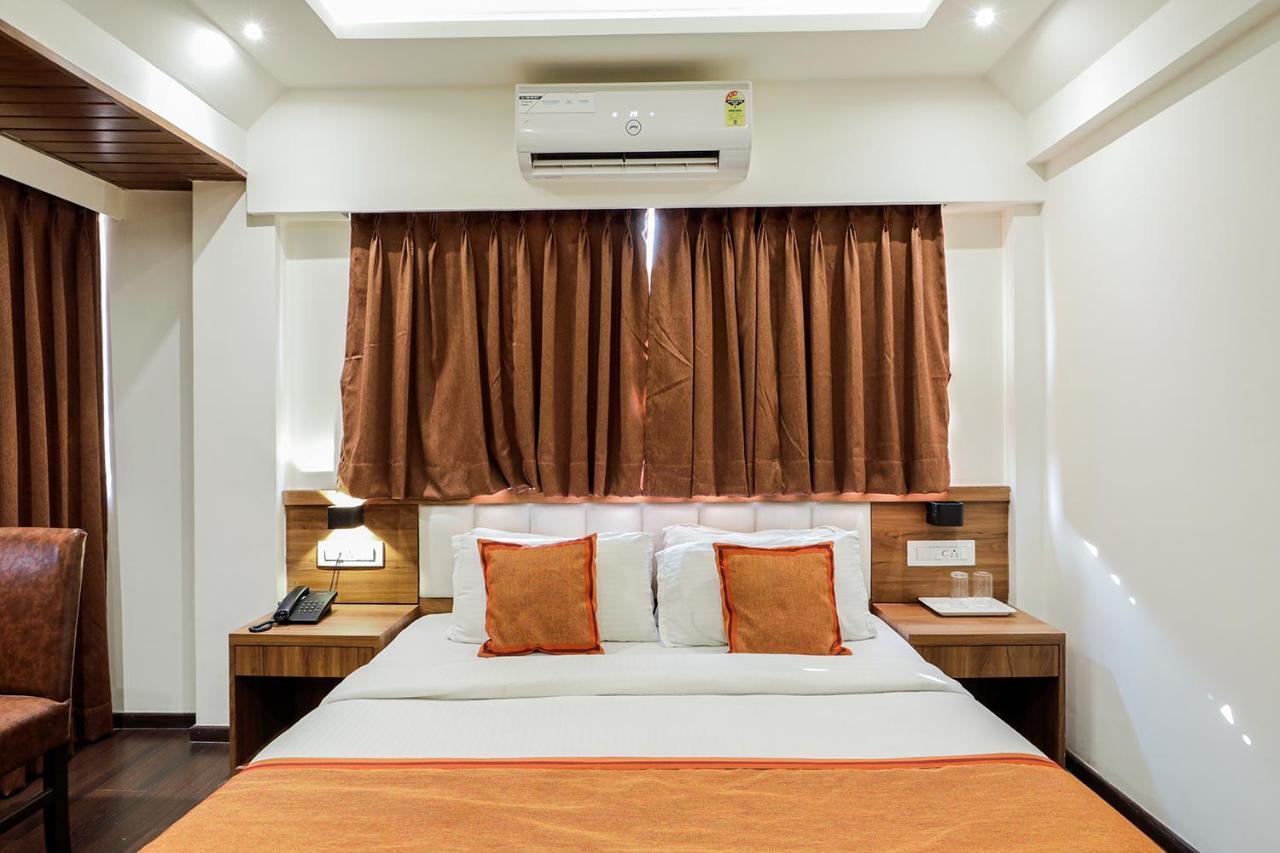 Hotel Ratna Mahal Mumbai Ngoại thất bức ảnh